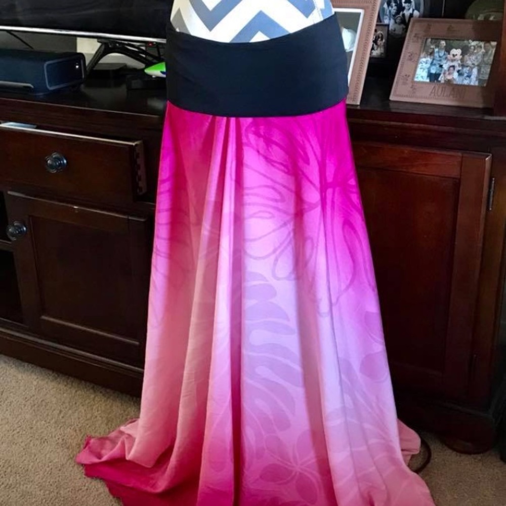 NWT maxi  skirt can use as maxi tube dress